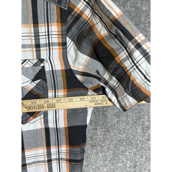Machine Shirt Mens Size Medium Gray Plaid Button Up Short Sleeve Chest Pockets - Picture 5 of 6